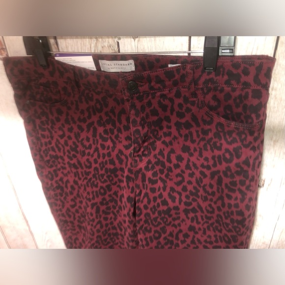 Social Standard Ankle Skinny Mid-rise Slim Fit Comfort Flex Size 16 Jean Cheetah - Picture 6 of 6